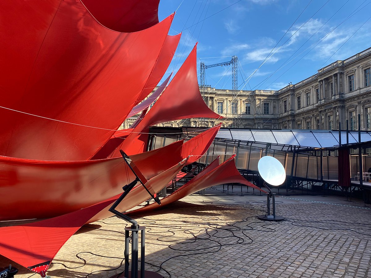 Louis-vuitton-barrisol-leaf-1